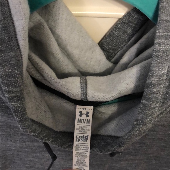 Under Armour Hoodie - Picture 4 of 4
